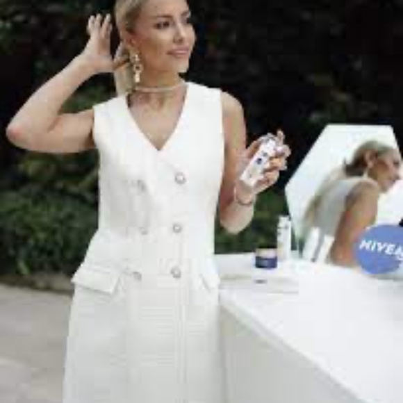 COPY - NWT Zara Ivory Textured Tweed Double Breasted Vest Dress XS - Picture 4 of 4